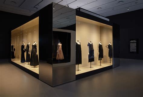 chanel vna|v&a chanel exhibition.